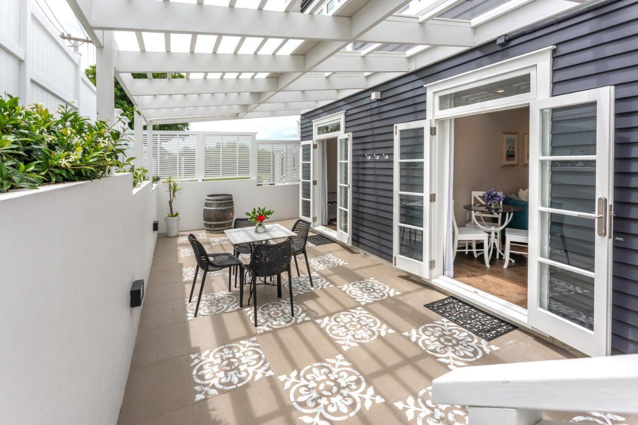 Hampton Court Oneroa Exterior foto